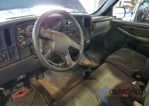 2004 Chevrolet Silverado C1500 from USA, damaged, VIN 1GCEC14X04Z331933